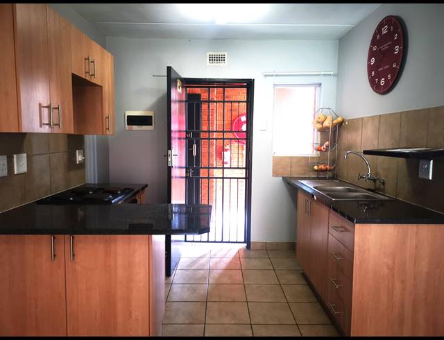 2 BEDROOM APARTMENT TO LET IN BOARDWALK